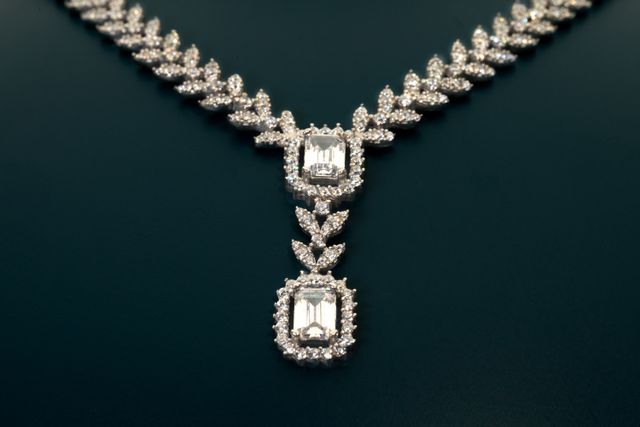Collar de diamantes premium